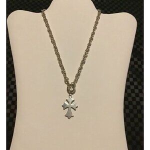 Silver Oval Link Cross Toggle Necklace